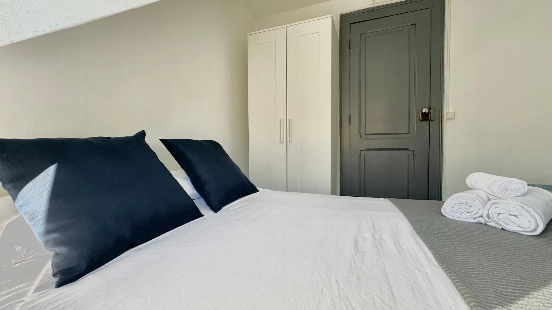 Low Cost Alameda Rooms Lisboa 0*,