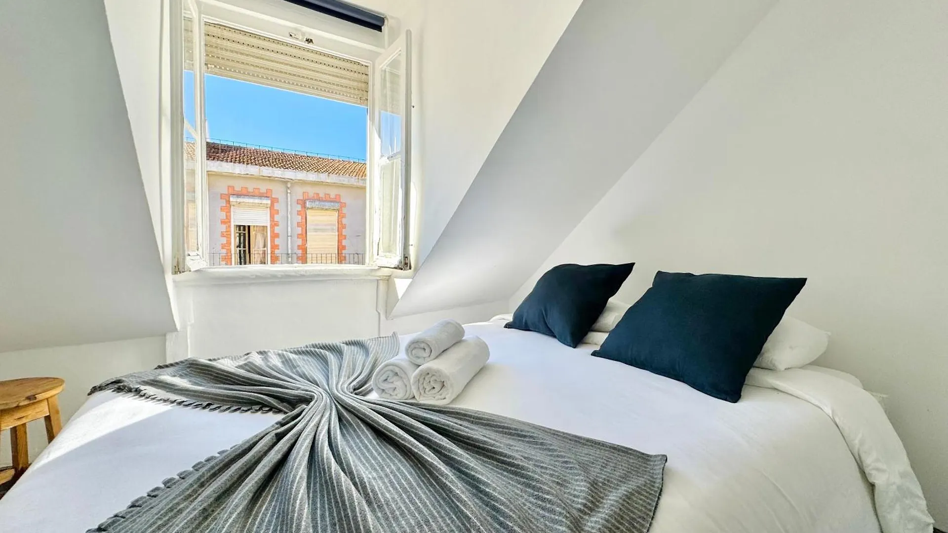 Pensjonat Low Cost Alameda Rooms Lizbona