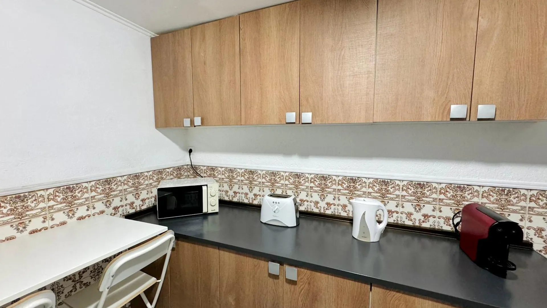 Low Cost Alameda Rooms Lizbona Pensjonat